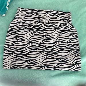 Small zebra mini pencil skirt